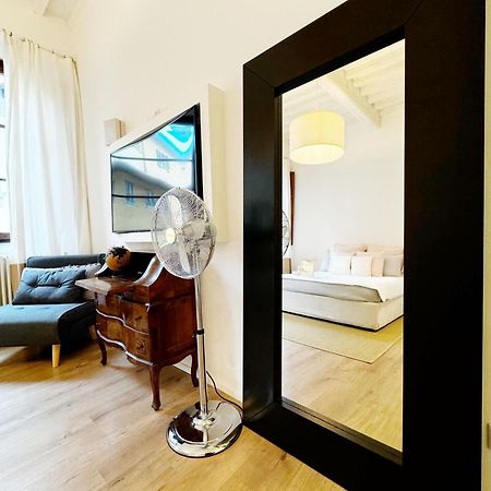 Boutique Room - Centro Storico 20 Min Da Firenze 恩波利 外观 照片