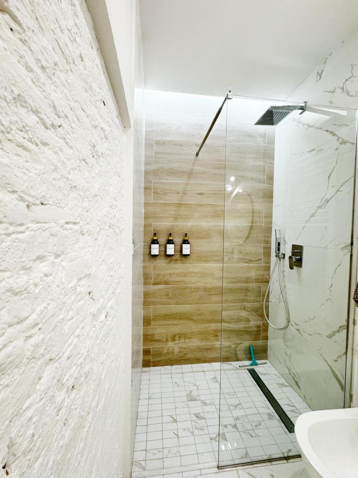 Boutique Room - Centro Storico 20 Min Da Firenze 恩波利 外观 照片